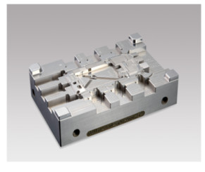 Injection Core Insert And Cavity Insert NAK80 Material For Machine