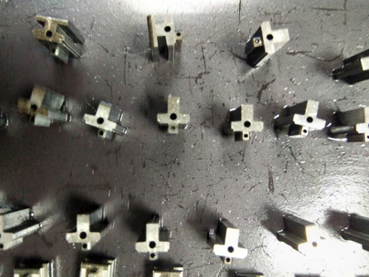 Custom Connector Mold Parts Aluminum Material For Automotive