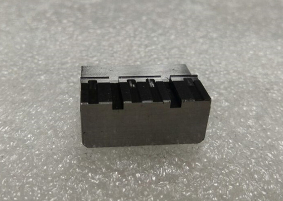 Tungsten Steel Progressive Metal Stamping Dies Texture Surface Ra0.4um Roughness